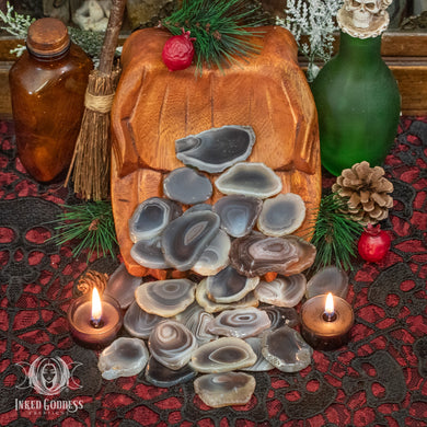 Agate Slice for Focused Grounding Energy