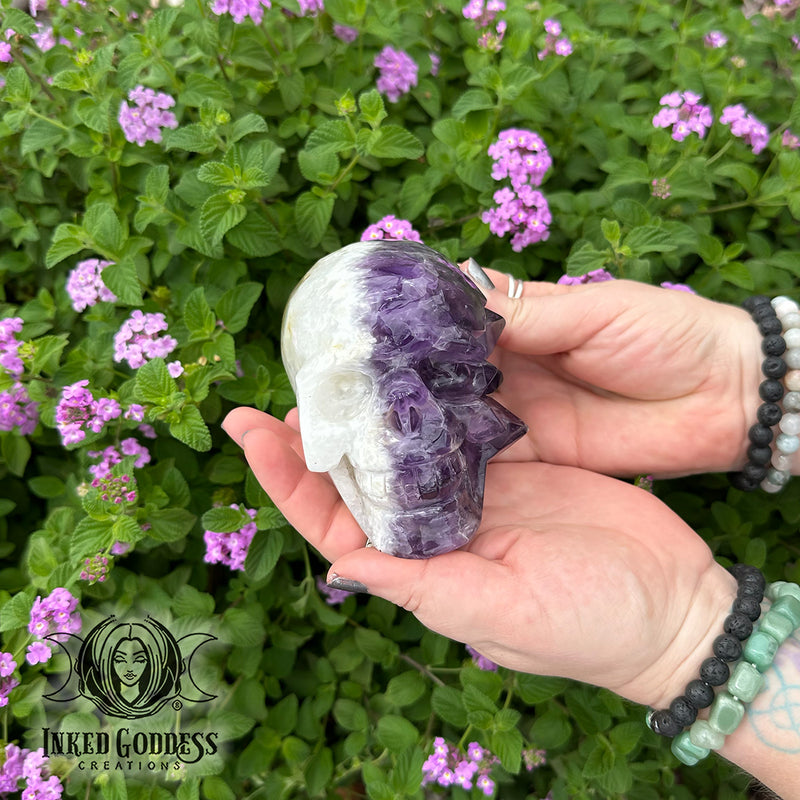 Load image into Gallery viewer, Amethyst &amp; Quartz Cluster Skull for Powerful AF Energy Drawing

