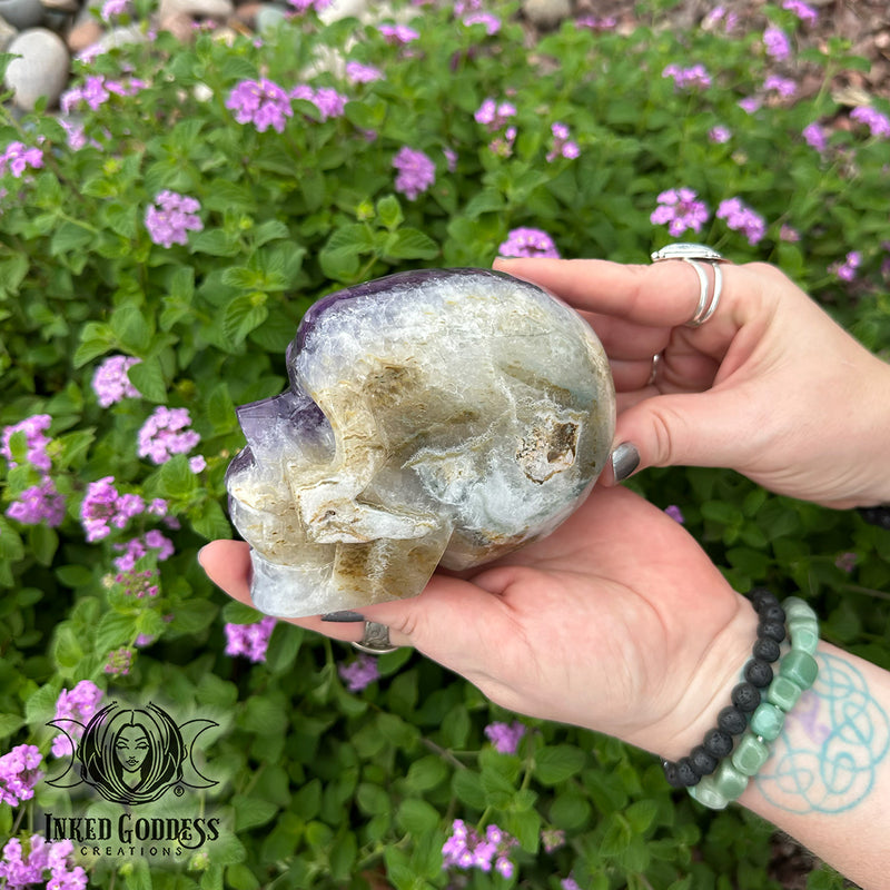 Load image into Gallery viewer, Amethyst &amp; Quartz Cluster Skull for Powerful AF Energy Drawing

