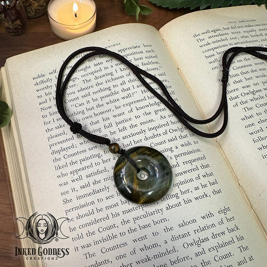 Blue Tiger's Eye Gemstone Adjustable Necklace for Crystal-Clear Confidence