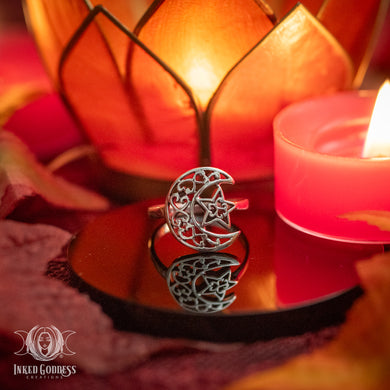 Celtic Knot Moon Sterling Silver Ring for Cosmic Energy