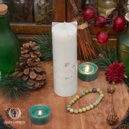 Chrysoprase Pillar Candle and Bracelet Set for Detoxifying Energy