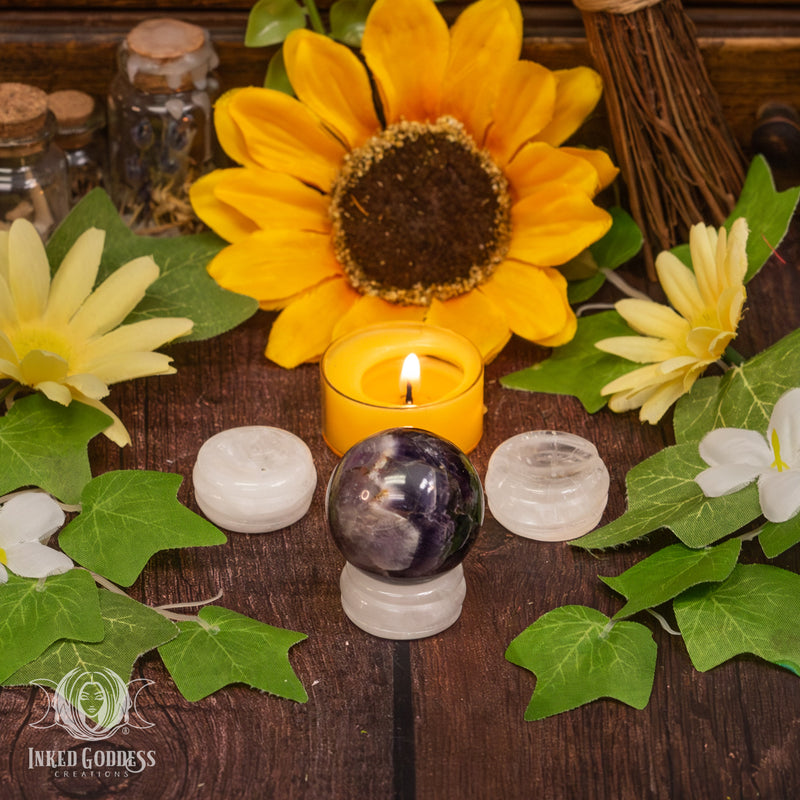 Load image into Gallery viewer, Clear Quartz Sphere Holder for Energy Amplification
