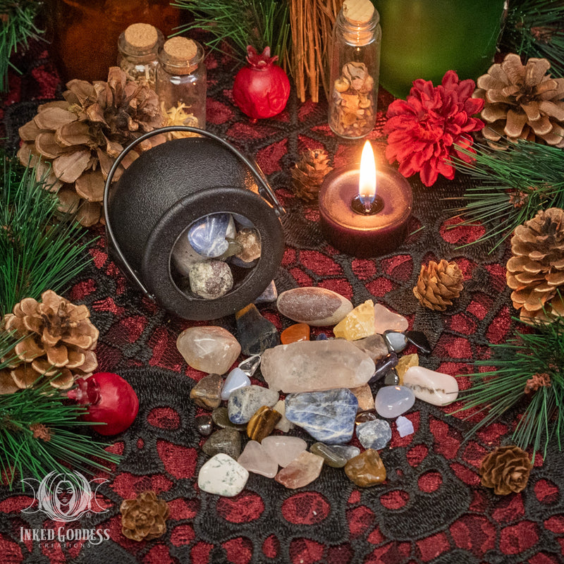 Load image into Gallery viewer, Crystal Confetti Cauldron for Positive Energy
