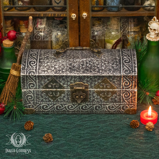 Divination Vintage Metal Box Set- OOAK