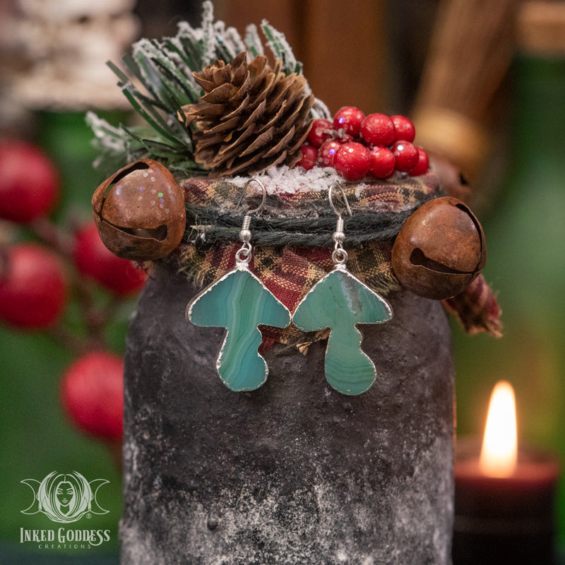 Load image into Gallery viewer, Dyed Agate Mushroom Earrings for Playful Cottagecore Vibes
