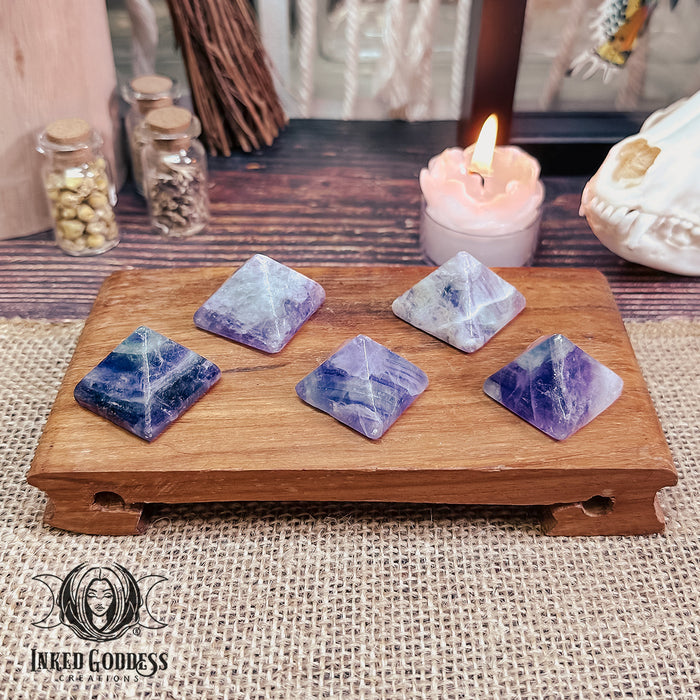Fluorite Mini Pyramid for Spiritual Enlightenment