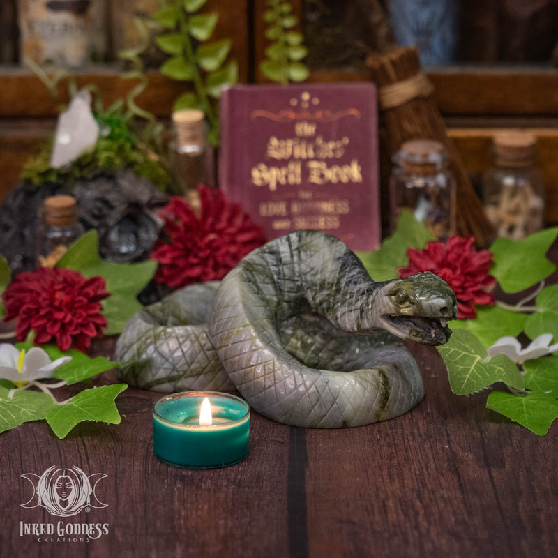 Load image into Gallery viewer, Green Hair Jasper Snake for Fierce Healing Energy
