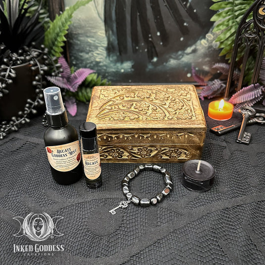 Hecate Wooden Box Set for the Greek Goddess of Witchcraft & the Crossroads
