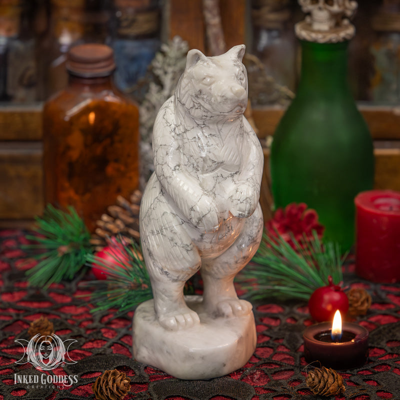 Load image into Gallery viewer, Howlite Carved Large Standing Bear for Courage

