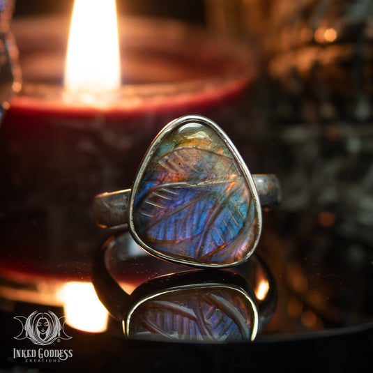 Labradorite Carved Leaves Sterling Silver Ring for Heightened Intuition