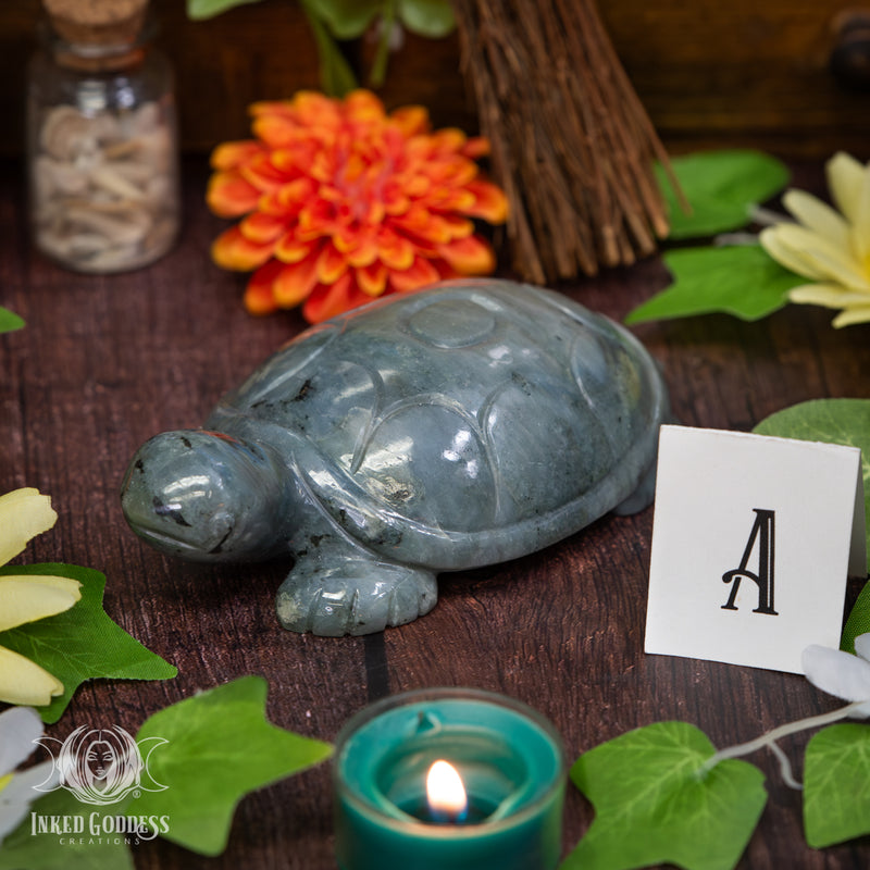 Load image into Gallery viewer, Labradorite Turtle for Psychic Wisdom
