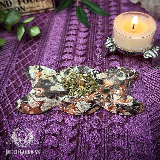Money Agate Triple Moon Offering Dish for Continuing Cycles of Prosperity