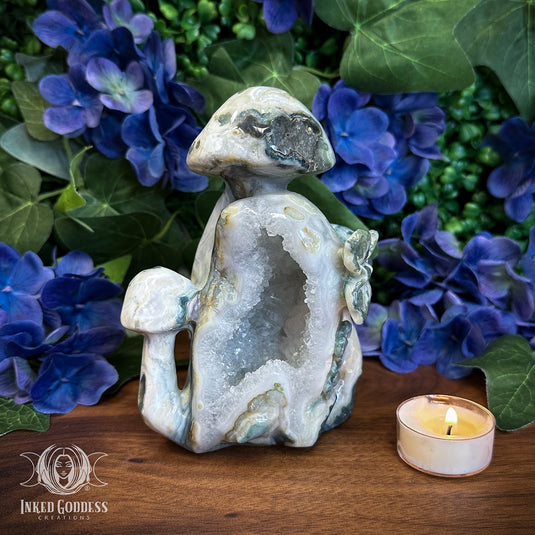 Moss Agate Geode Carved Mushroom for Psychic Intuition & Fairy Magick