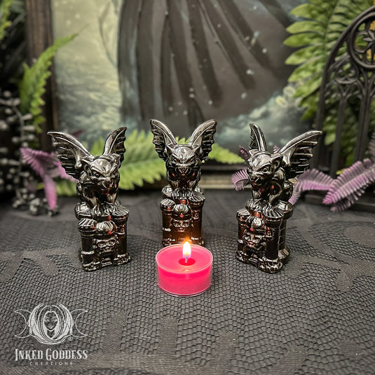Obsidian Gargoyle Carving for Boundary Protection