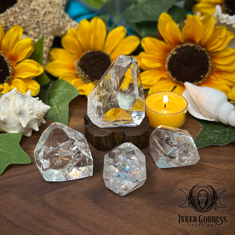Load image into Gallery viewer, Quartz with Rainbow Inclusions Geometric for Magickally Good Vibes
