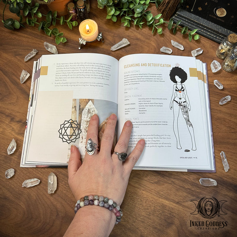 Load image into Gallery viewer, Rock On: The Crystal Healing Handbook for Alternative Crystal Girlies
