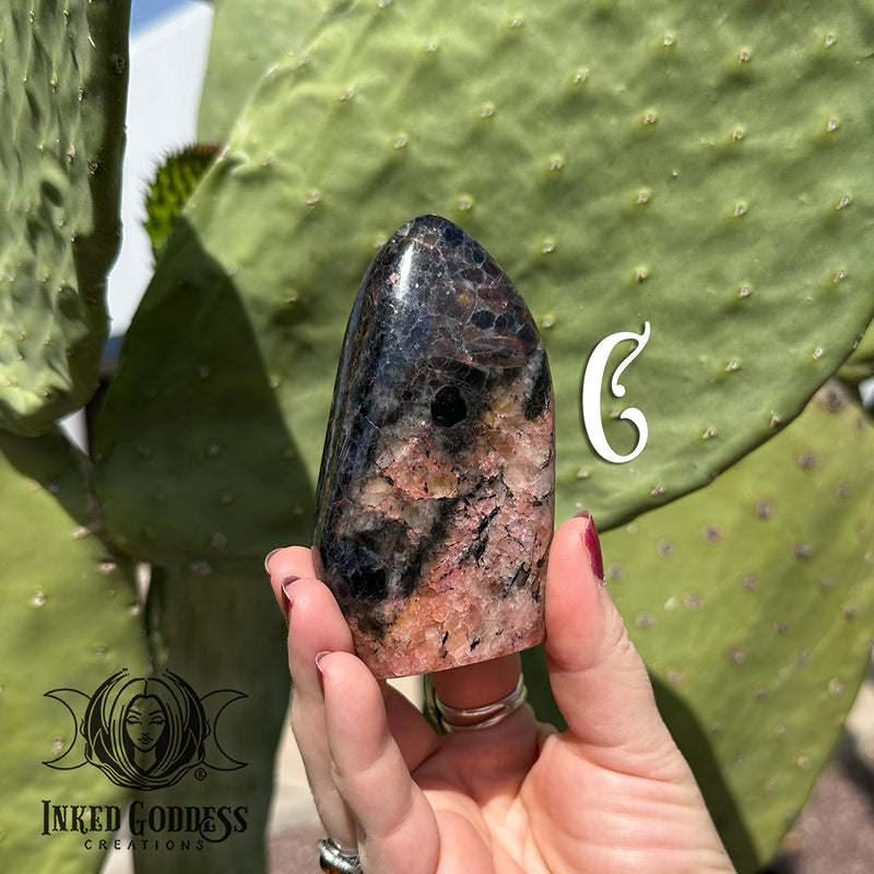 Load image into Gallery viewer, Sunstone &amp; Iolite Bloop for Divine Soul Balance
