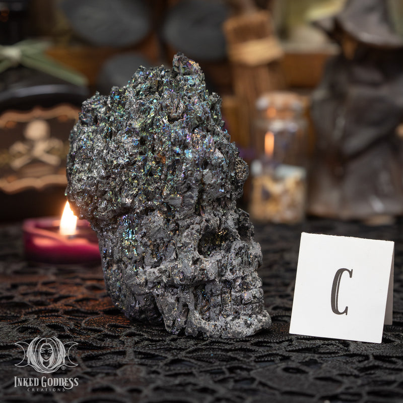Load image into Gallery viewer, Unicorn Poop Skull for Spirit Communication
