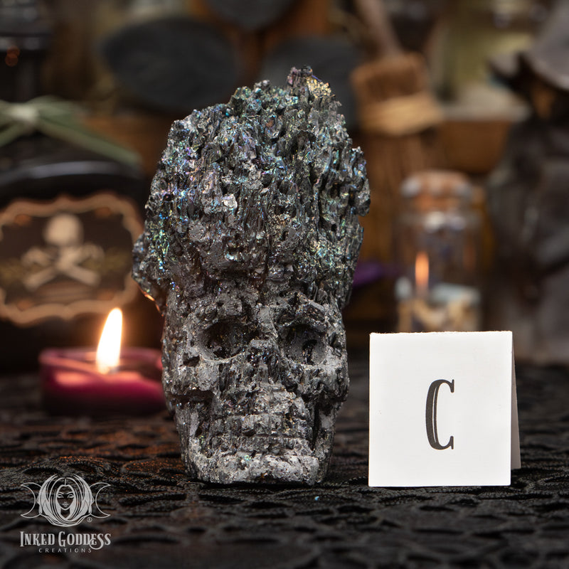 Load image into Gallery viewer, Unicorn Poop Skull for Spirit Communication
