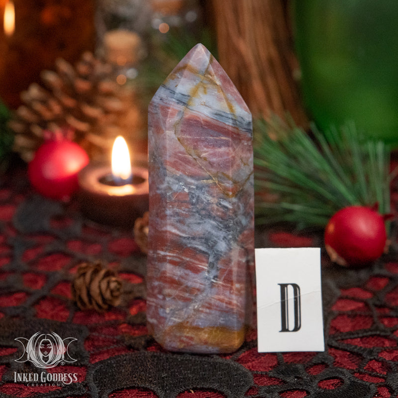 Load image into Gallery viewer, Violet Agate Tower for Radiating Divine Femininity
